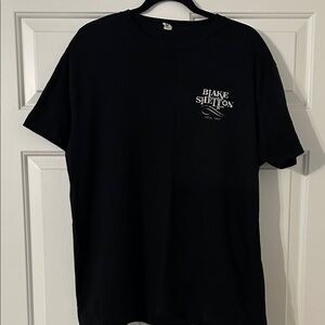 Black Short-Sleeve Graphic Tee - Blake Shelton